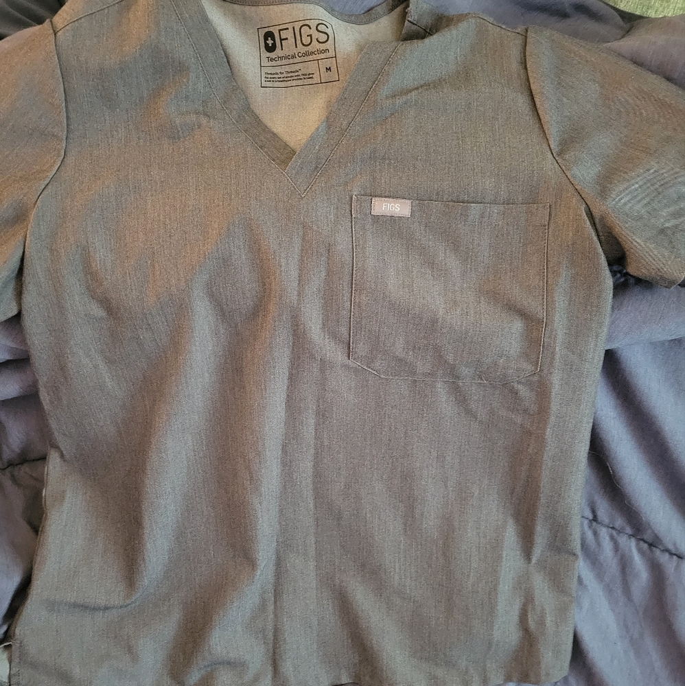 Medium Grey Fig top